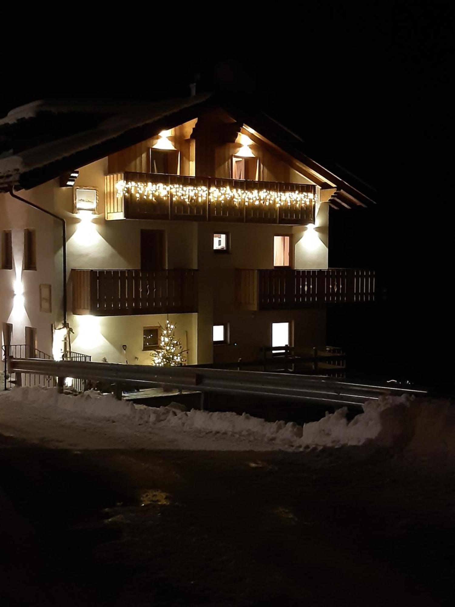 سانتو ستيفانو دي كادوري Al Sole B&B Valcomelico المظهر الخارجي الصورة