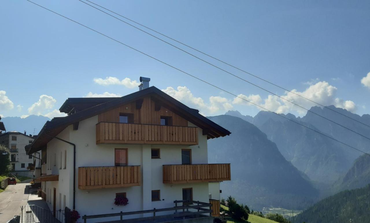 سانتو ستيفانو دي كادوري Al Sole B&B Valcomelico المظهر الخارجي الصورة